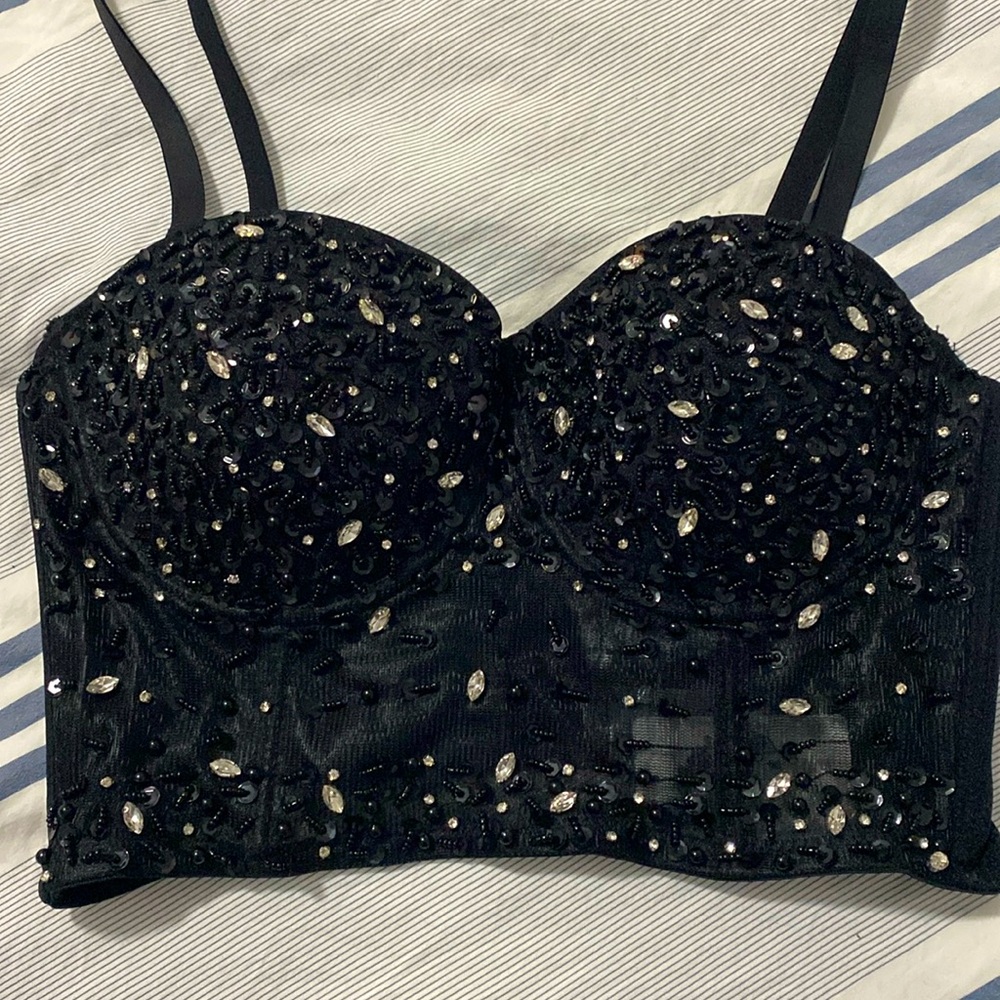 NWT Windsor top